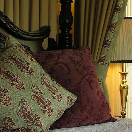 Ross Lake House Hotel Killarone Room photo
